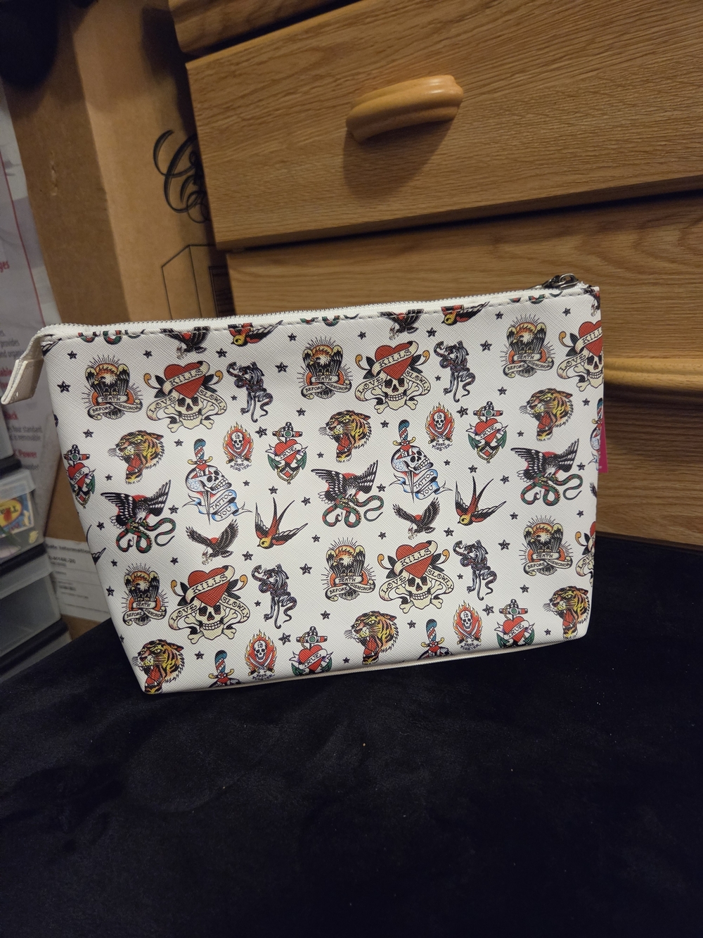 Ed Hardy Tattoo Print Zip Pouch - White with Multicolor Tattoos - Picture 2 of 3